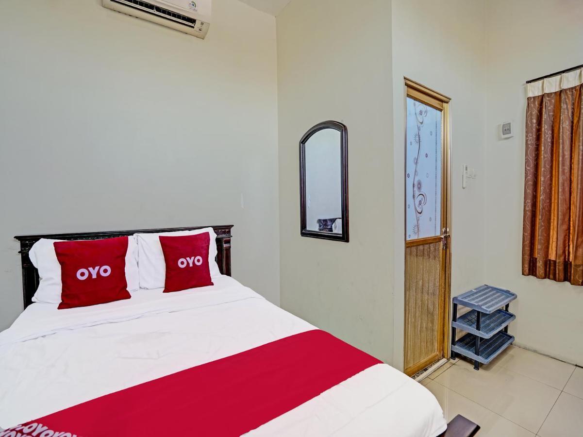 Hotel Oyo 91587 Griya Buah De5 Syariah Sidoarjo Exterior foto